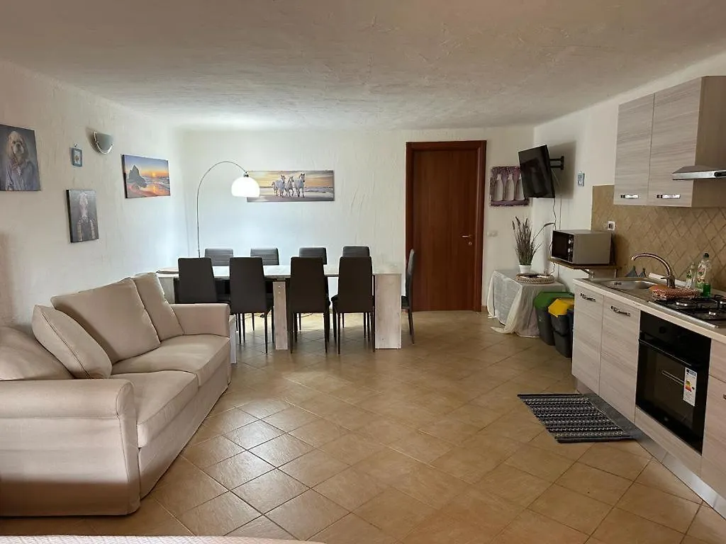 LIGHTBLUE-CELESTE Central Apartment in Porto Rotondo